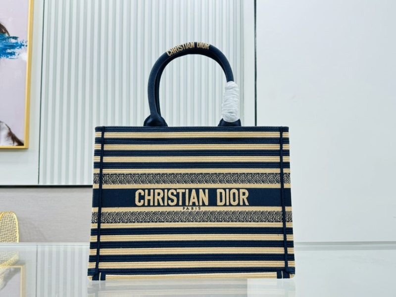 Dior Shopping Bags